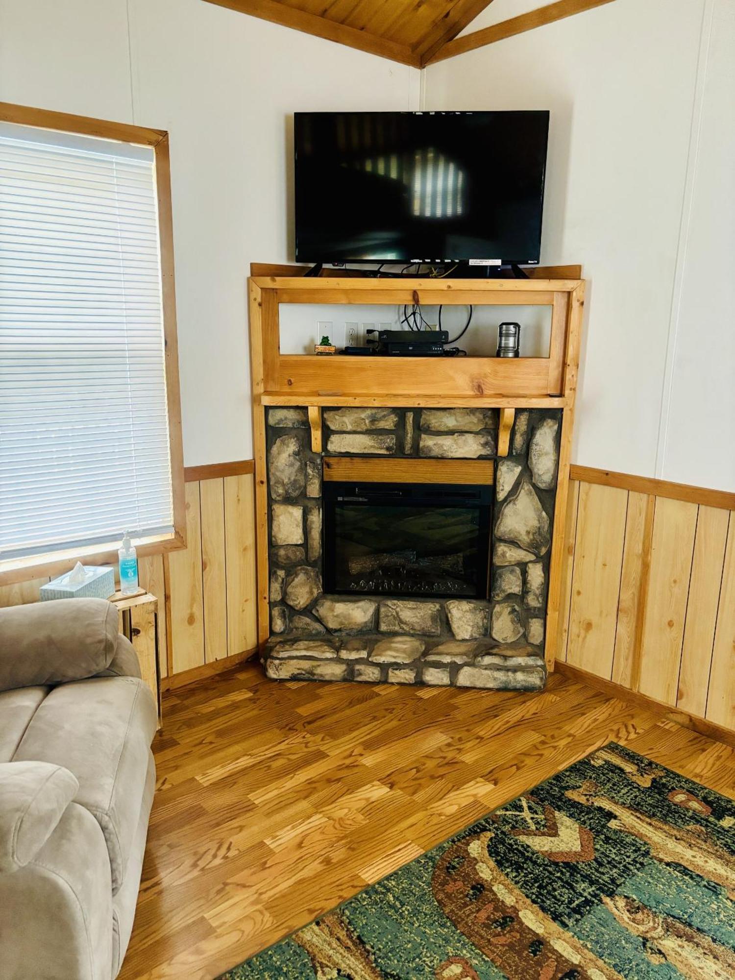 Maggie Valley Cabin Rentals Room photo